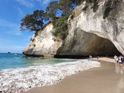 Cathedral Cove 2