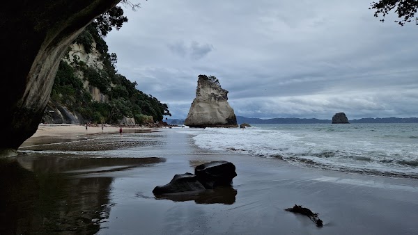 Cathedral Cove 6