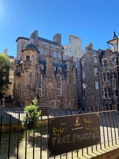 Makars' Court