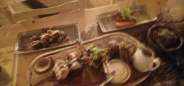 Ingólfsskáli Viking Restaurant 4