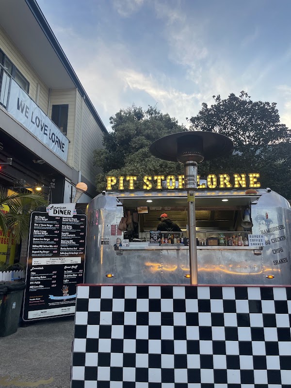 Pit Stop Lorne 2