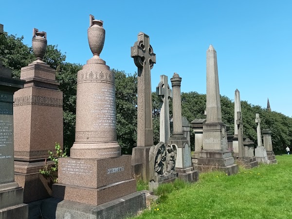 The Glasgow Necropolis 2