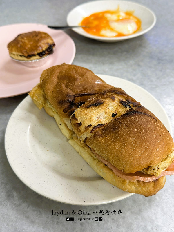 Han Kee Cake & Café 4