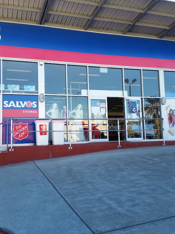 Salvos Stores Rothwell 3
