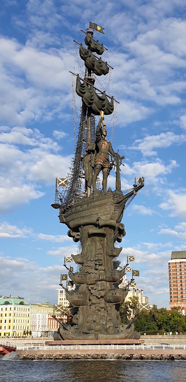 Памятник Петру I 5