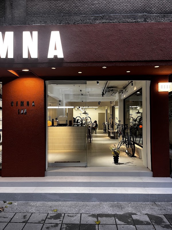 SIMNA LAB (閃電鐵馬）