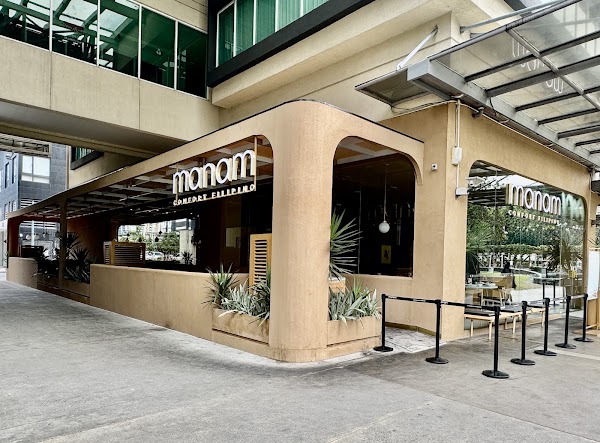 Manam High Street