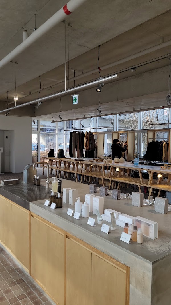 thisisneverthat Seongsu Flagship 4