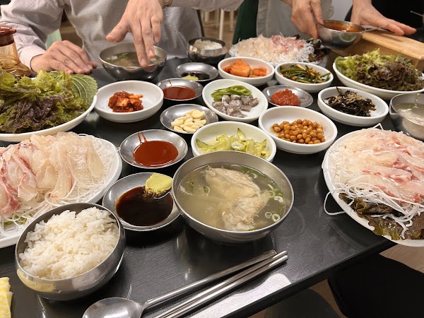 부산명물횟집 4