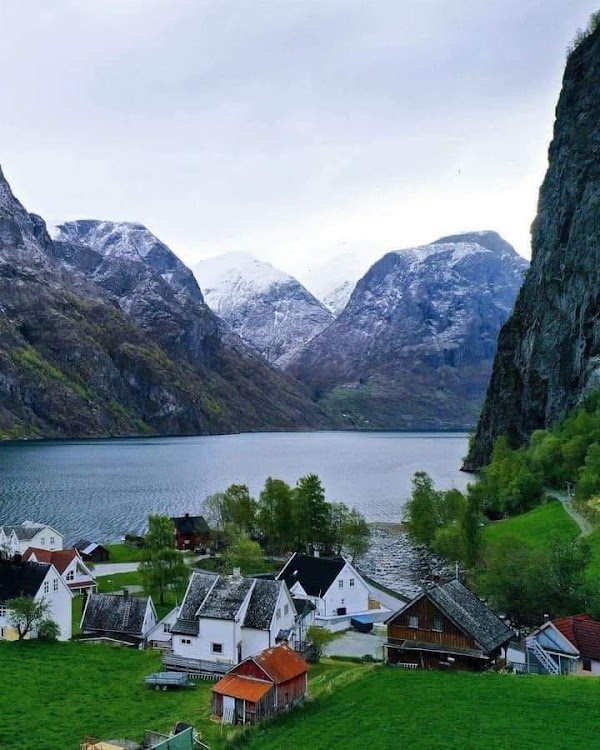 Undredal 4