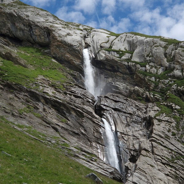 Wasserfall Segnesboden