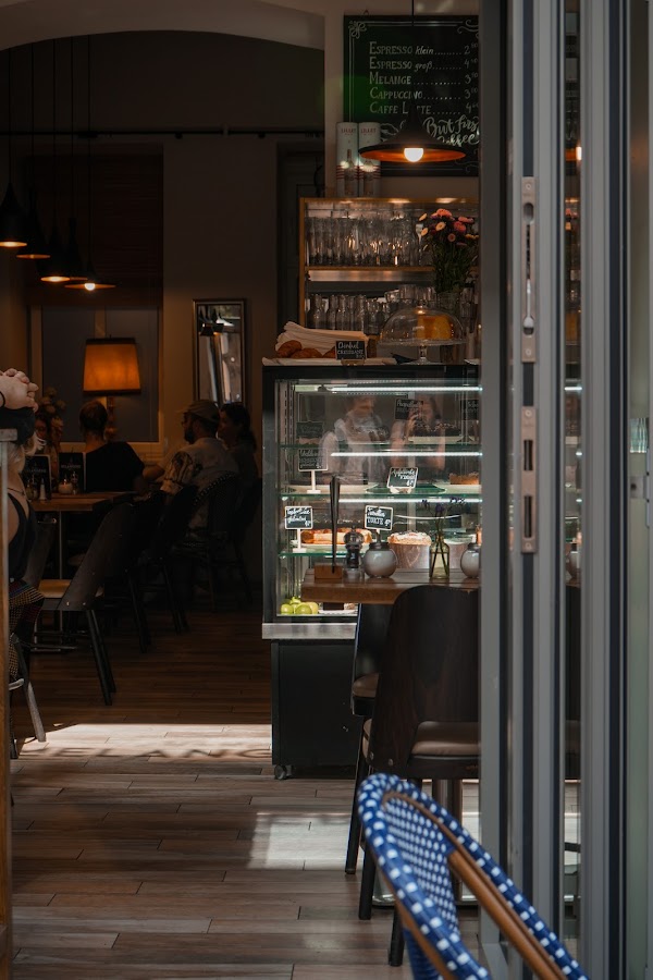 Melangerie - Caffeterie & Bistro