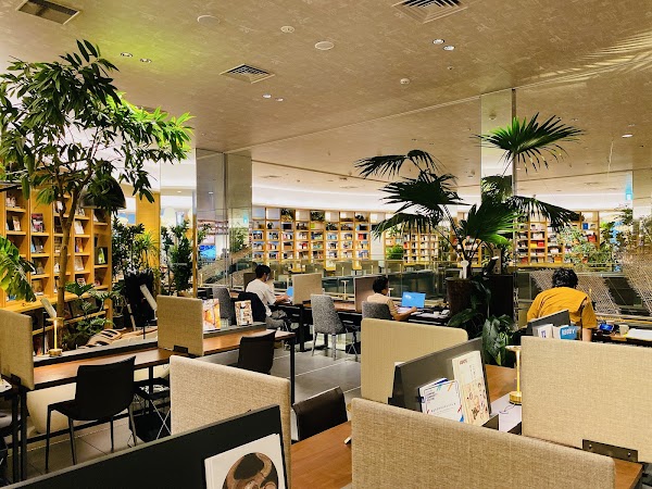 Share Lounge Tsutaya 5