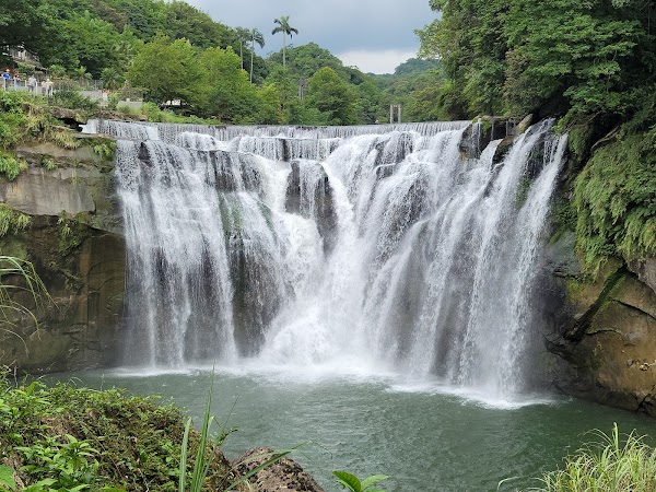 Shifen Waterfall 1