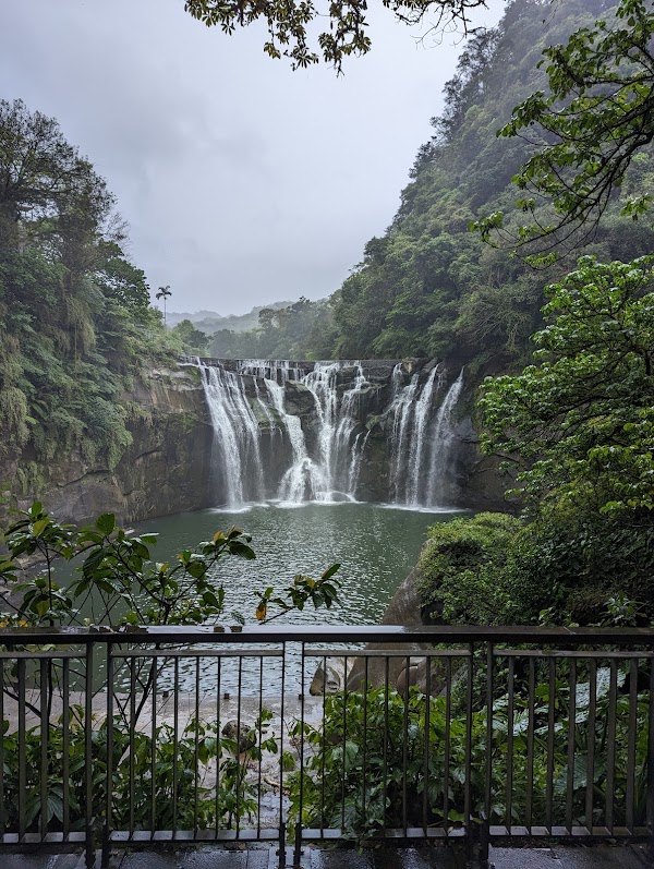 Shifen Waterfall 6