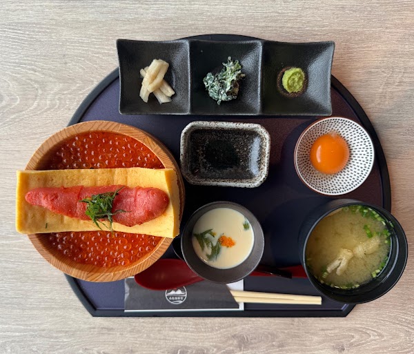 Itoshima Seafood Restaurant Futamigaura 3