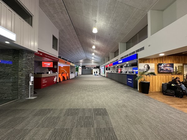 Queenstown Airport 3