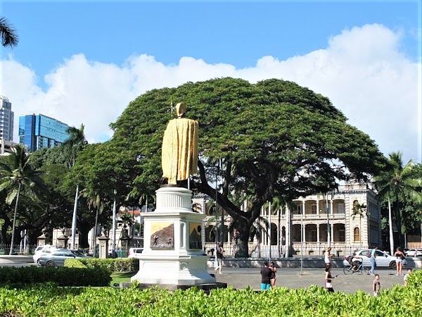 King Kamehameha Statue 4