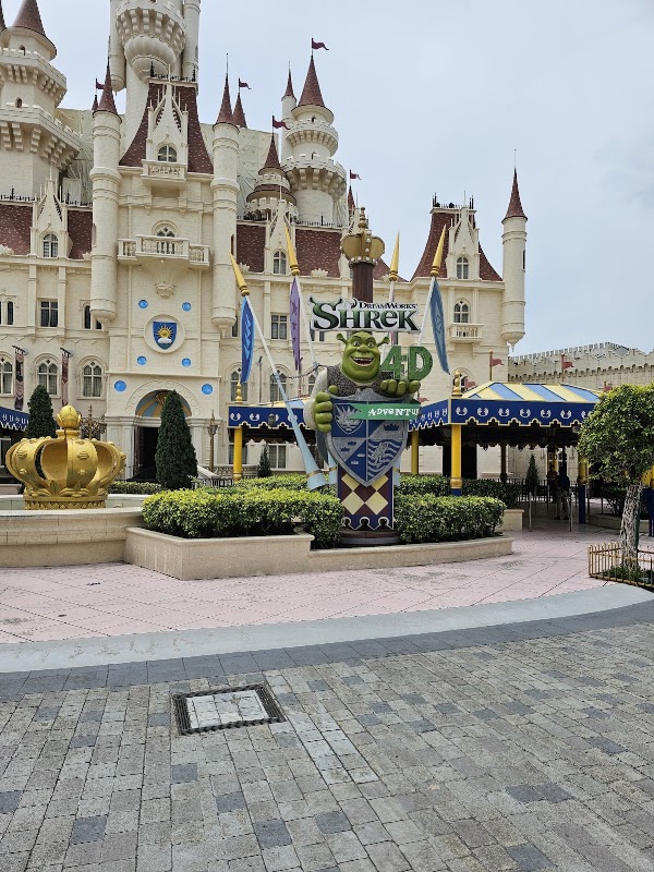 Shrek 4D 3