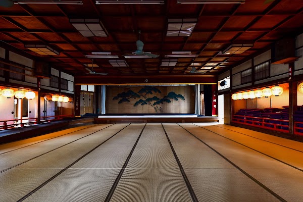 Gojo Hall (formerly Gojo Rakuen Kaburenjo) 4