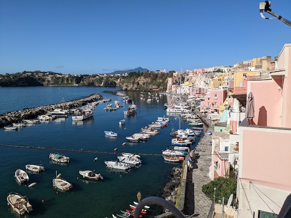 Marina di Corricella 2