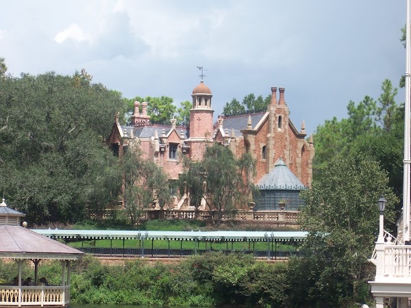 Haunted Mansion 4