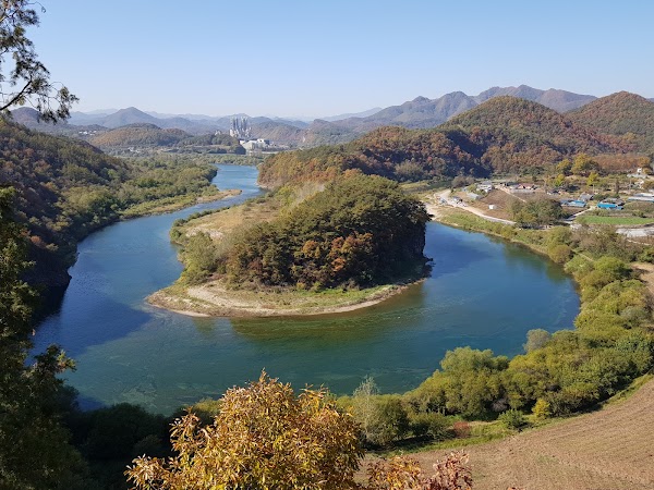 Yeongwol Korean Peninsula Cliffs