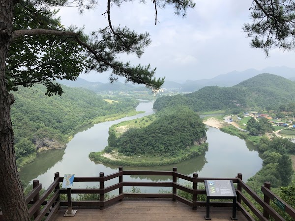 Yeongwol Korean Peninsula Cliffs 5