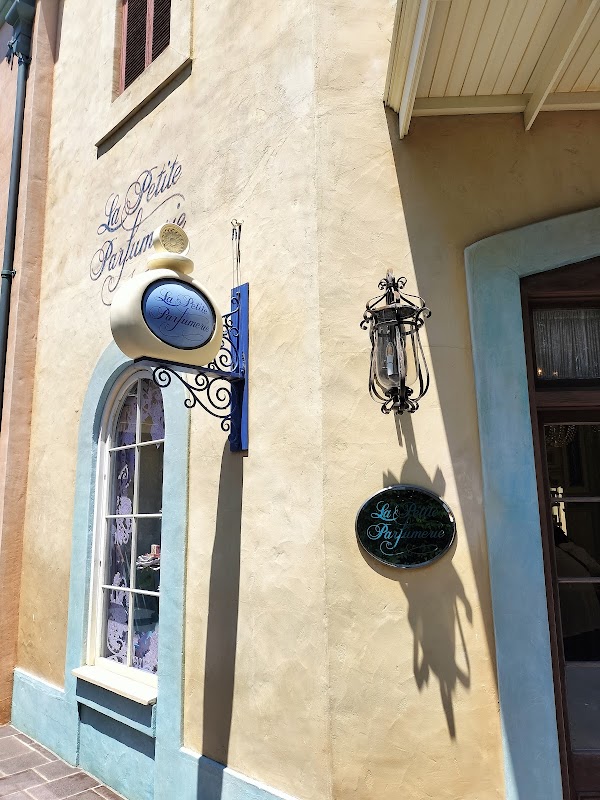 La Petite Parfumerie