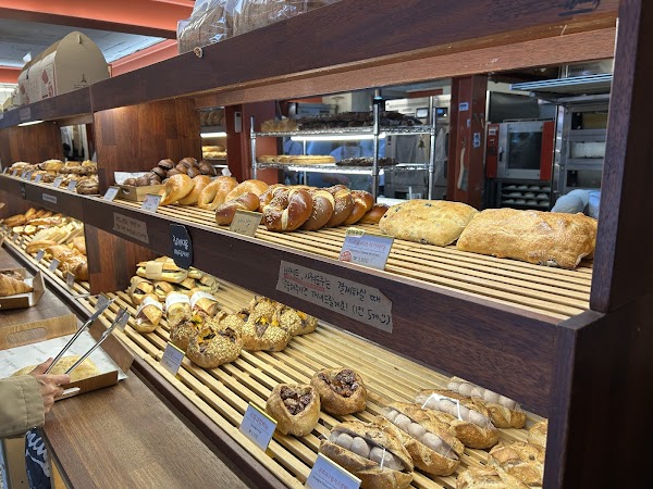 Seongsu Baking Studio 2