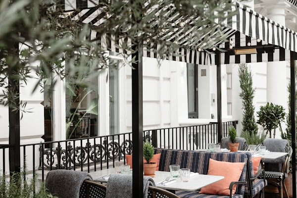 The Henderson Bar & Kitchen