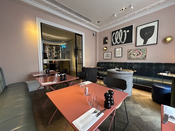 The Henderson Bar & Kitchen 4