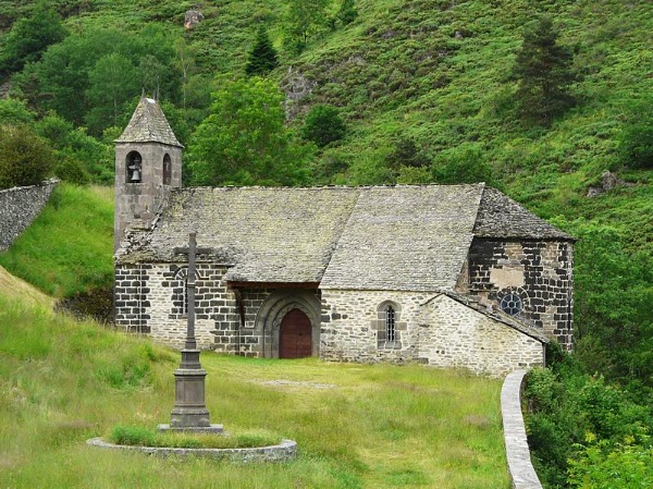 Église Saint-Illide d'Alleuze 1