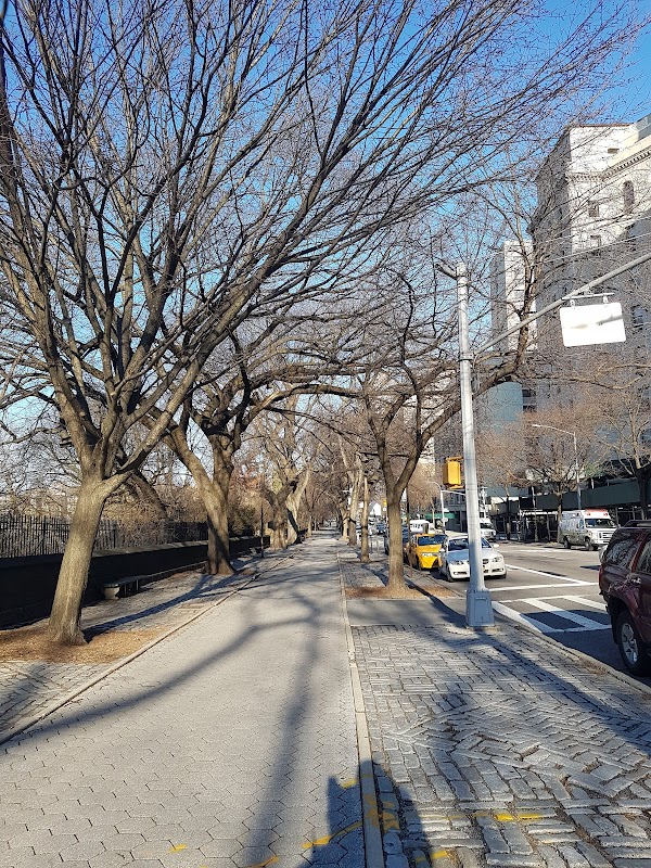 Museum Mile 1