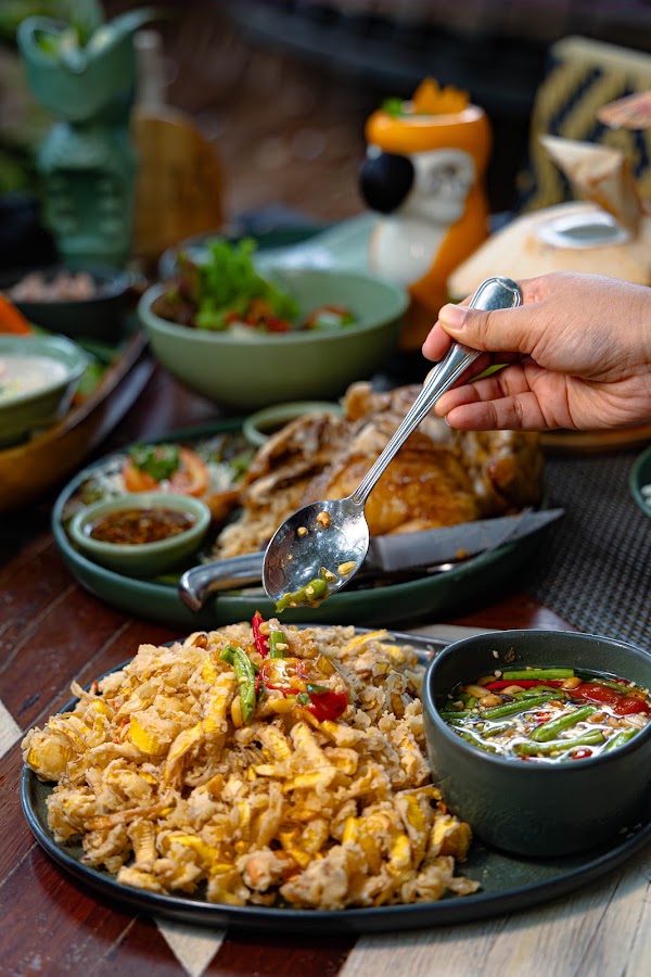 Three Monkeys Restaurant 4