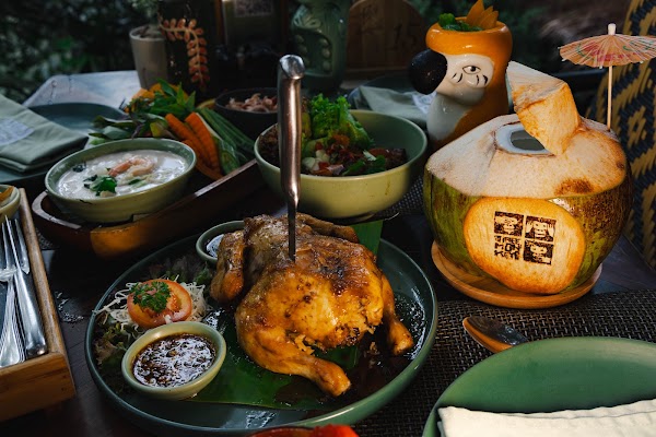 Three Monkeys Restaurant 3