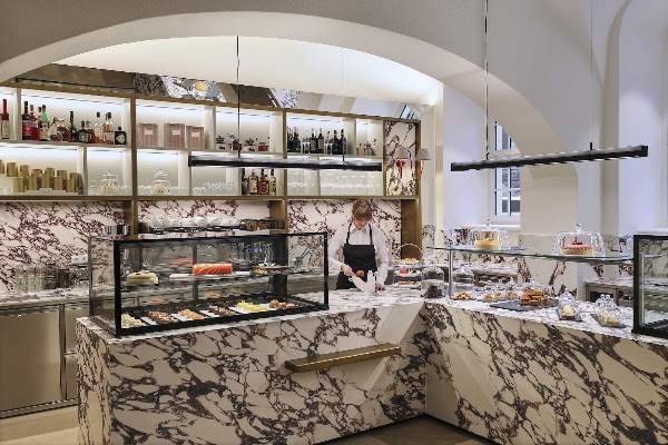Amalie Pâtisserie & Lounge 1