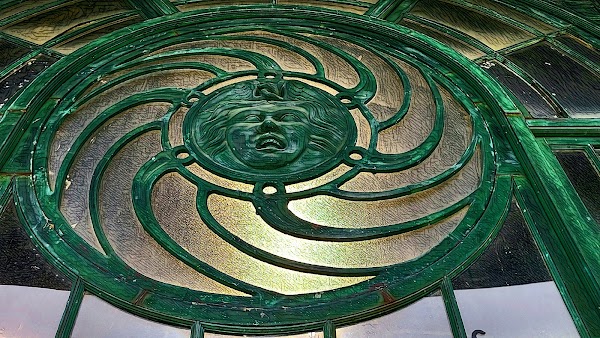 The Carousel Building 4