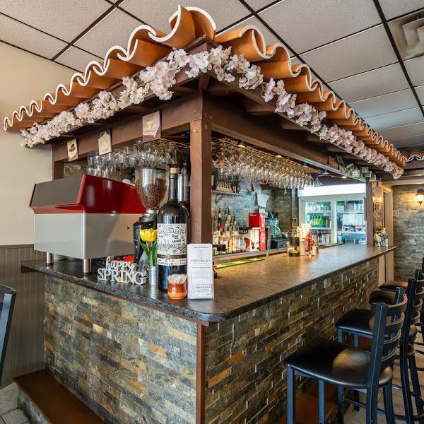 Primavera Cafe Restaurant 1