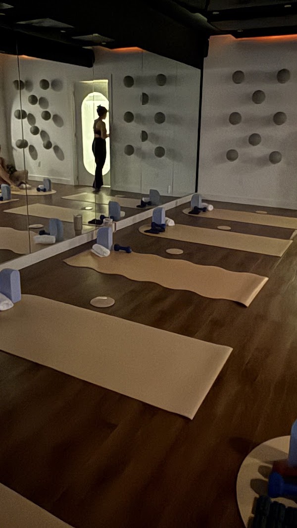 galeria pilates + coffee