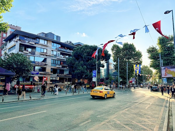 Bağdat Caddesi