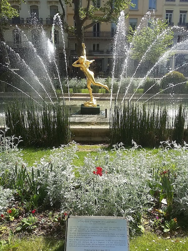 Place Jean Jaurès 1