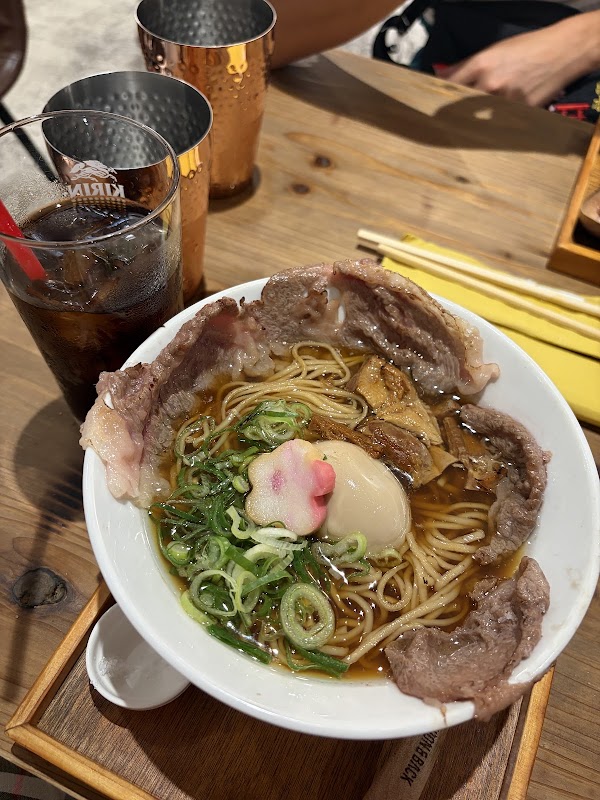 MOON and BACK Ramen Bar & Brunch Cafe 4