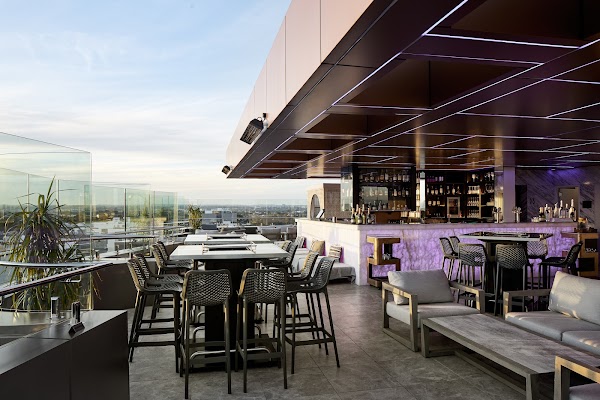 Skye Bar & Lounge