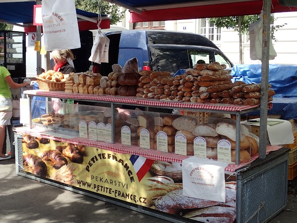 Farmers' Market, Jiřího z Poděbrad 5