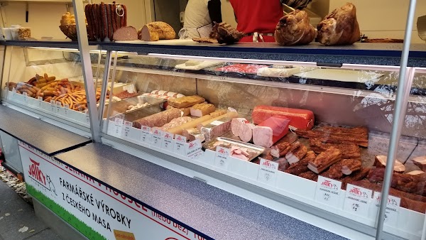 Farmers' Market, Jiřího z Poděbrad 4