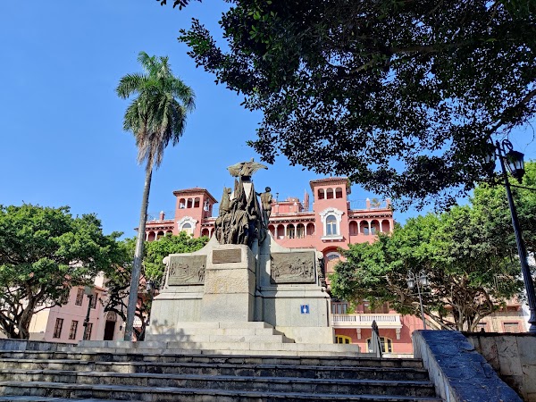 Plaza Simón Bolívar 1