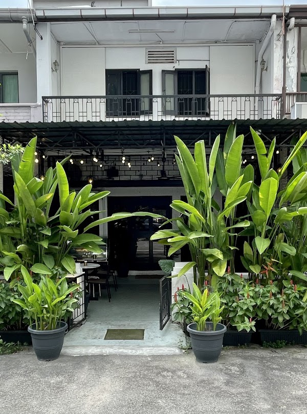 LostxFound Cafe 3