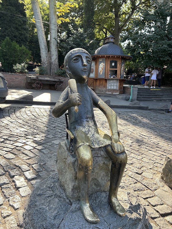 Tamada (Toastmaster) Statue
