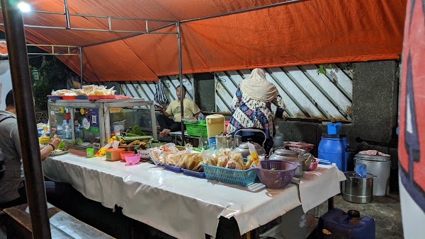 Nasi Liwet Bu Sarmi, Lojiwetan 1
